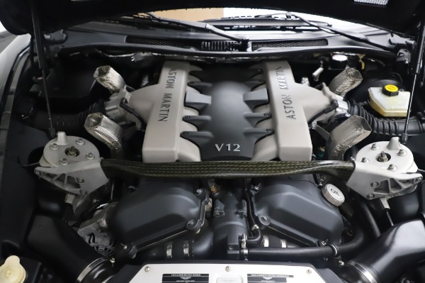 Used 2003 Aston Martin V12 Vanquish Coupe for sale $79,900 at Alfa Romeo of Westport in Westport CT 06880 22