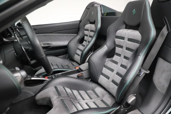 Used 2019 Ferrari 488 Spider Base for sale $329,900 at Alfa Romeo of Westport in Westport CT 06880 21