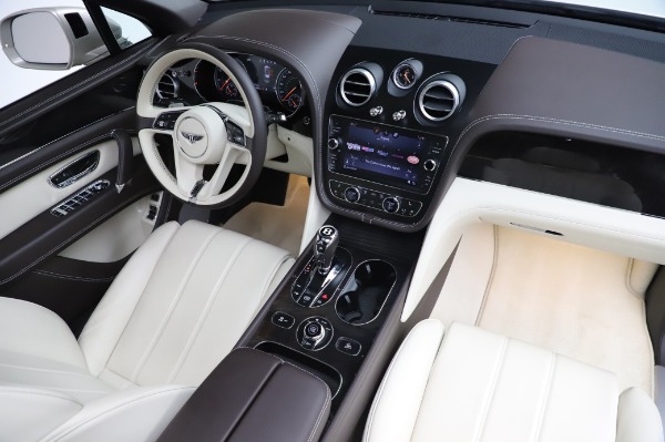 Used 2018 Bentley Bentayga Onyx Edition for sale Sold at Alfa Romeo of Westport in Westport CT 06880 23