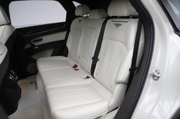 Used 2018 Bentley Bentayga Onyx Edition for sale Sold at Alfa Romeo of Westport in Westport CT 06880 25