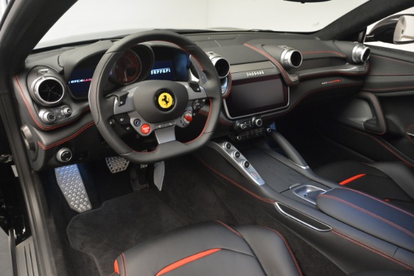 Used 2018 Ferrari GTC4Lusso T for sale $199,900 at Alfa Romeo of Westport in Westport CT 06880 13