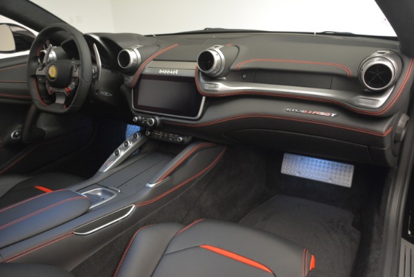 Used 2018 Ferrari GTC4Lusso T for sale $199,900 at Alfa Romeo of Westport in Westport CT 06880 18