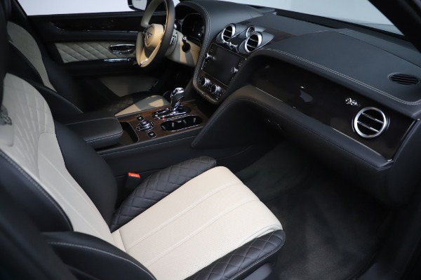 Used 2020 Bentley Bentayga V8 for sale Sold at Alfa Romeo of Westport in Westport CT 06880 27