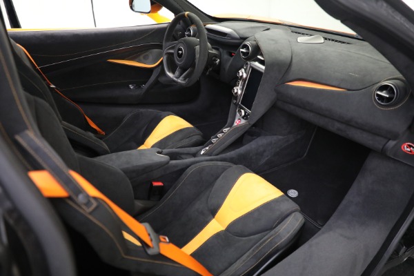 Used 2021 McLaren 720S LM Edition for sale $369,900 at Alfa Romeo of Westport in Westport CT 06880 24