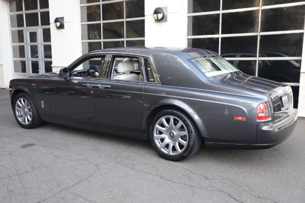 Used 2014 Rolls-Royce Phantom for sale Sold at Alfa Romeo of Westport in Westport CT 06880 9