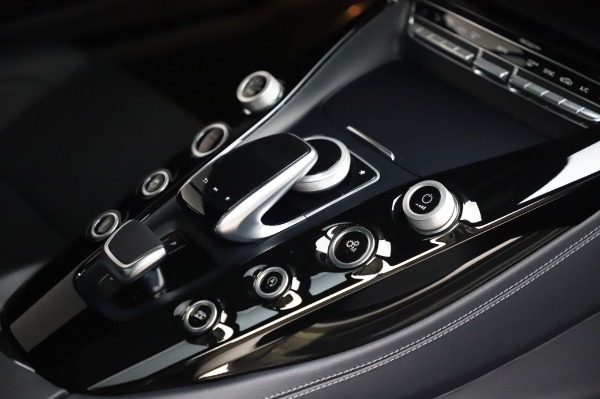 Used 2018 Mercedes-Benz AMG GT S for sale $103,900 at Alfa Romeo of Westport in Westport CT 06880 25