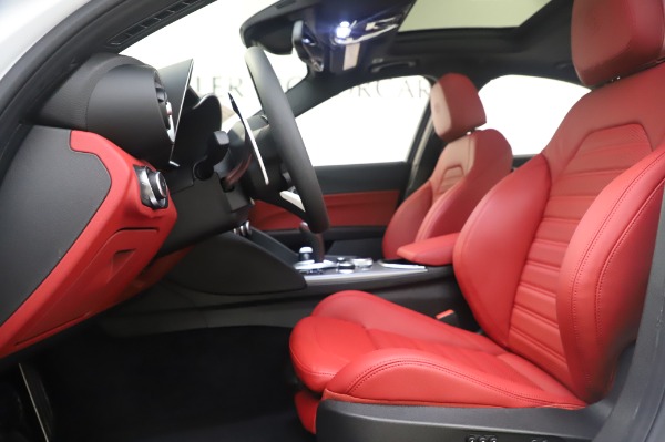 New 2020 Alfa Romeo Giulia Ti Sport Q4 for sale $46,495 at Alfa Romeo of Westport in Westport CT 06880 15