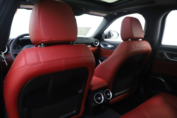 New 2020 Alfa Romeo Giulia Ti Sport Q4 for sale $46,495 at Alfa Romeo of Westport in Westport CT 06880 20