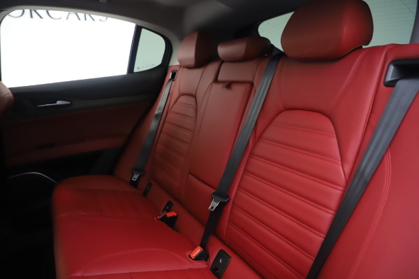 New 2020 Alfa Romeo Stelvio Ti Lusso Q4 for sale $54,145 at Alfa Romeo of Westport in Westport CT 06880 20