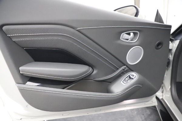 Used 2020 Aston Martin Vantage Coupe for sale $149,800 at Alfa Romeo of Westport in Westport CT 06880 16