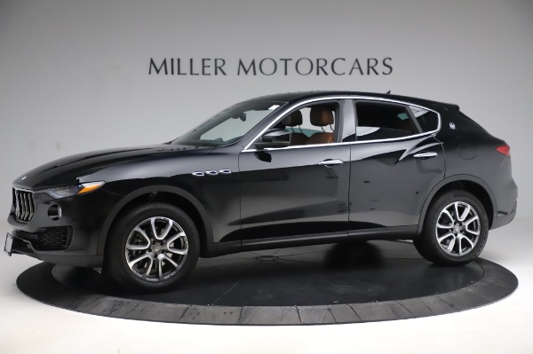 Used 2017 Maserati Levante Q4 for sale Sold at Alfa Romeo of Westport in Westport CT 06880 3