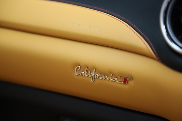 Used 2016 Ferrari California T for sale Sold at Alfa Romeo of Westport in Westport CT 06880 28