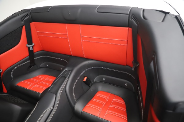 Used 2015 Ferrari California T for sale $159,900 at Alfa Romeo of Westport in Westport CT 06880 20
