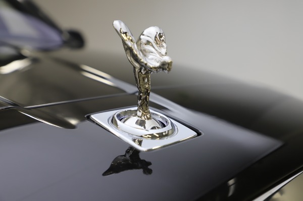 Used 2019 Rolls-Royce Cullinan for sale $349,900 at Alfa Romeo of Westport in Westport CT 06880 23