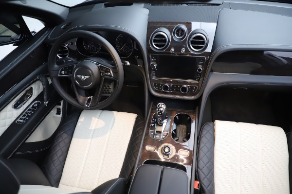 Used 2020 Bentley Bentayga V8 for sale Call for price at Alfa Romeo of Westport in Westport CT 06880 23