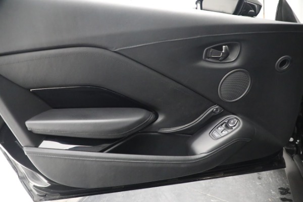 Used 2019 Aston Martin Vantage for sale $132,900 at Alfa Romeo of Westport in Westport CT 06880 16