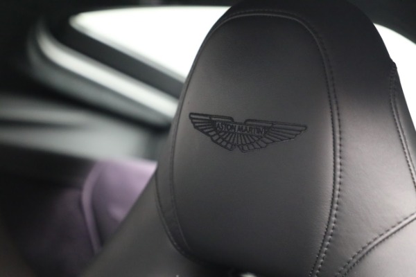 Used 2019 Aston Martin Vantage for sale $132,900 at Alfa Romeo of Westport in Westport CT 06880 17