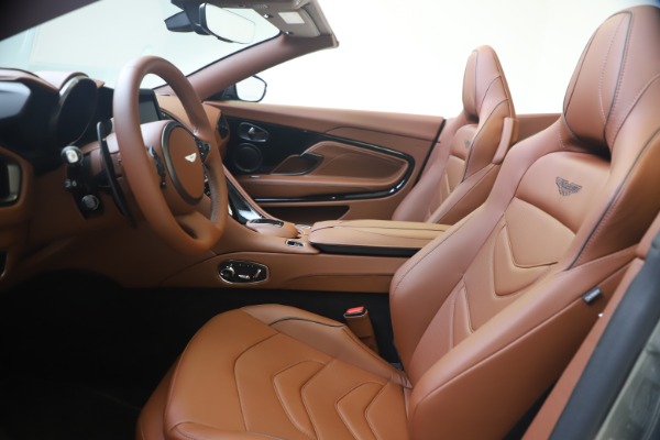 New 2020 Aston Martin DBS Superleggera Volante for sale $375,916 at Alfa Romeo of Westport in Westport CT 06880 14
