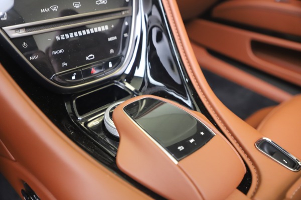 New 2020 Aston Martin DBS Superleggera Volante for sale $375,916 at Alfa Romeo of Westport in Westport CT 06880 20