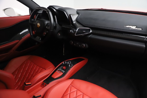Used 2013 Ferrari 458 Italia for sale $229,900 at Alfa Romeo of Westport in Westport CT 06880 18