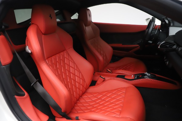Used 2013 Ferrari 458 Italia for sale $229,900 at Alfa Romeo of Westport in Westport CT 06880 20