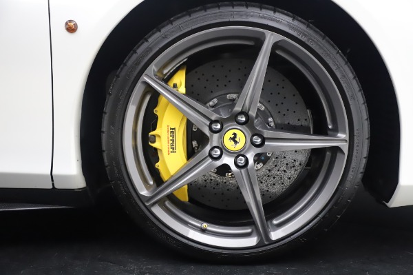 Used 2013 Ferrari 458 Italia for sale $229,900 at Alfa Romeo of Westport in Westport CT 06880 24