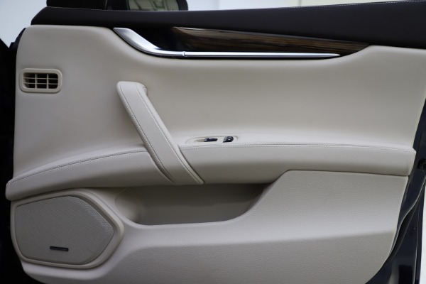 Used 2017 Maserati Ghibli S Q4 for sale $48,900 at Alfa Romeo of Westport in Westport CT 06880 25