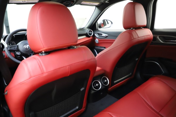 New 2020 Alfa Romeo Giulia Ti Sport Q4 for sale $51,495 at Alfa Romeo of Westport in Westport CT 06880 18