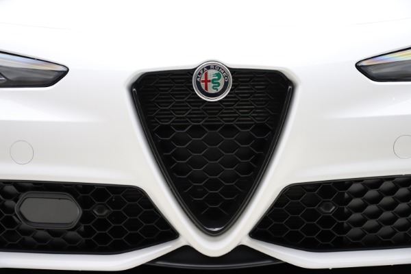 New 2020 Alfa Romeo Giulia Ti Sport Q4 for sale Sold at Alfa Romeo of Westport in Westport CT 06880 26