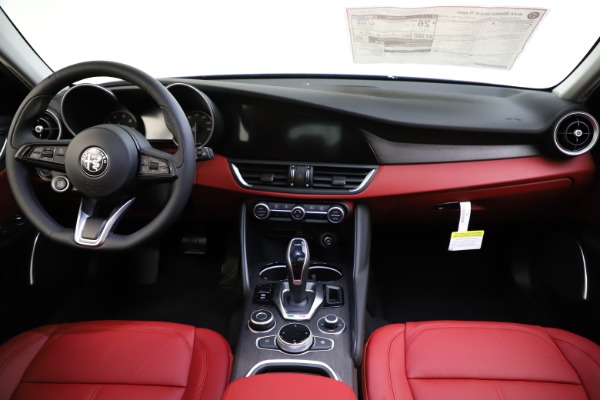 New 2020 Alfa Romeo Giulia Ti Q4 for sale $47,795 at Alfa Romeo of Westport in Westport CT 06880 16