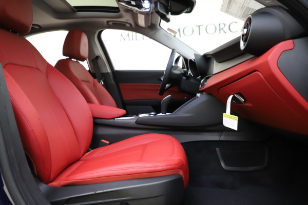New 2020 Alfa Romeo Giulia Ti Q4 for sale $47,795 at Alfa Romeo of Westport in Westport CT 06880 22