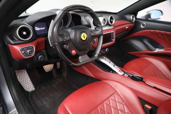 Used 2017 Ferrari California T for sale $144,900 at Alfa Romeo of Westport in Westport CT 06880 19