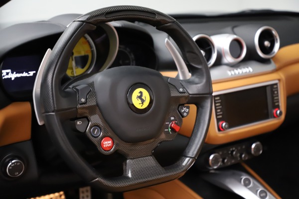 Used 2016 Ferrari California T for sale Sold at Alfa Romeo of Westport in Westport CT 06880 19
