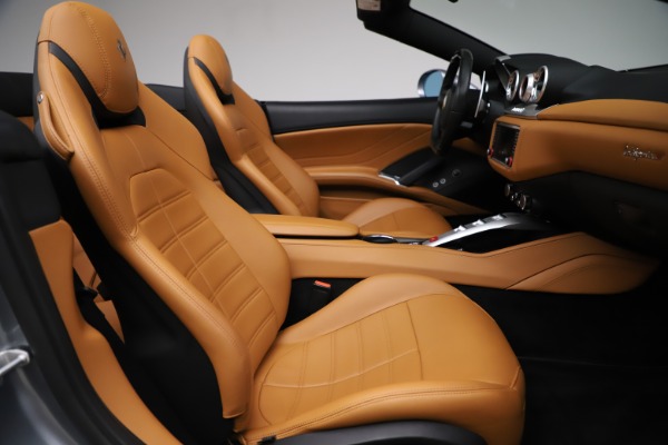 Used 2016 Ferrari California T for sale Sold at Alfa Romeo of Westport in Westport CT 06880 23