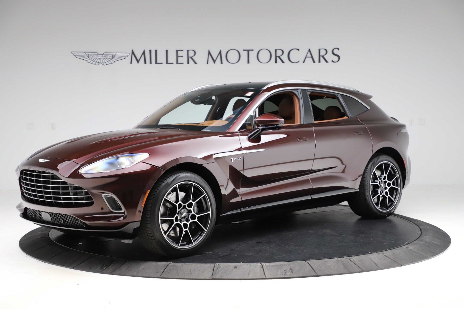 New 2021 Aston Martin DBX for sale $226,836 at Alfa Romeo of Westport in Westport CT 06880 1