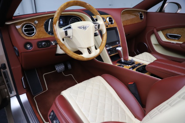 Used 2017 Bentley Continental GT W12 for sale $165,900 at Alfa Romeo of Westport in Westport CT 06880 27