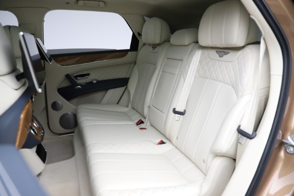 Used 2017 Bentley Bentayga W12 for sale Sold at Alfa Romeo of Westport in Westport CT 06880 22