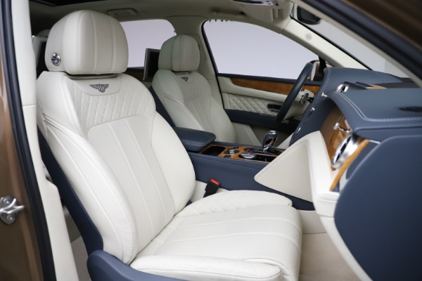 Used 2017 Bentley Bentayga W12 for sale Sold at Alfa Romeo of Westport in Westport CT 06880 26