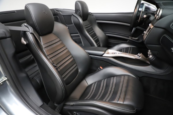 Used 2013 Ferrari California 30 for sale $103,900 at Alfa Romeo of Westport in Westport CT 06880 26