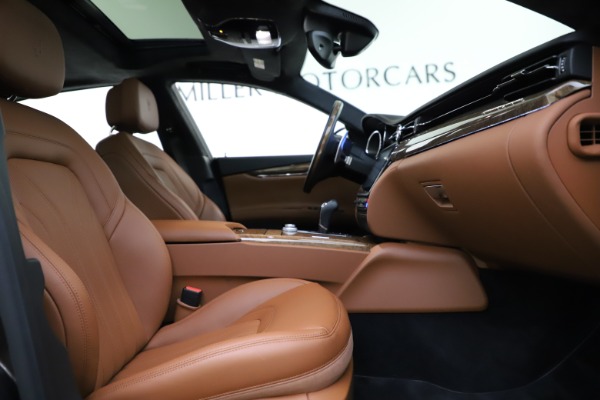 Used 2018 Maserati Quattroporte S Q4 GranLusso for sale $69,900 at Alfa Romeo of Westport in Westport CT 06880 24