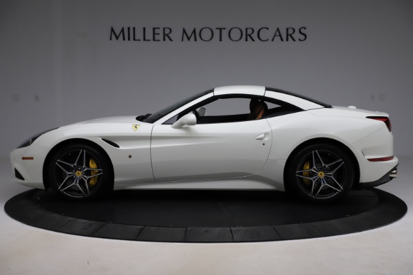 Used 2018 Ferrari California T for sale $169,900 at Alfa Romeo of Westport in Westport CT 06880 14