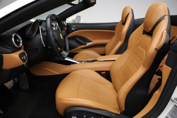 Used 2018 Ferrari California T for sale $169,900 at Alfa Romeo of Westport in Westport CT 06880 18