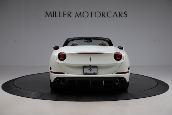 Used 2018 Ferrari California T for sale $169,900 at Alfa Romeo of Westport in Westport CT 06880 6