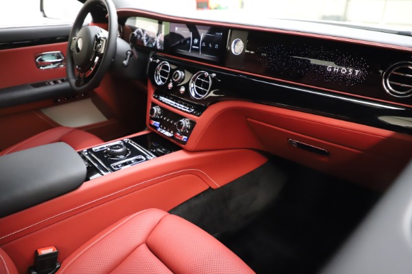 New 2021 Rolls-Royce Ghost for sale Call for price at Alfa Romeo of Westport in Westport CT 06880 17