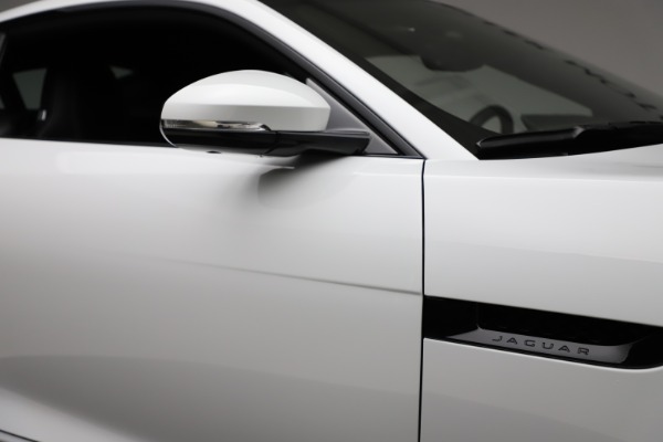Used 2016 Jaguar F-TYPE R for sale $58,900 at Alfa Romeo of Westport in Westport CT 06880 26