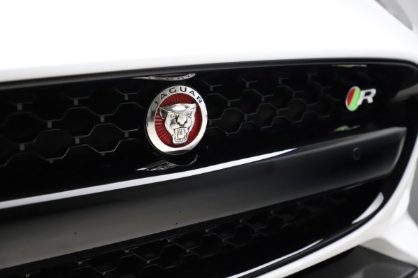 Used 2016 Jaguar F-TYPE R for sale $58,900 at Alfa Romeo of Westport in Westport CT 06880 28