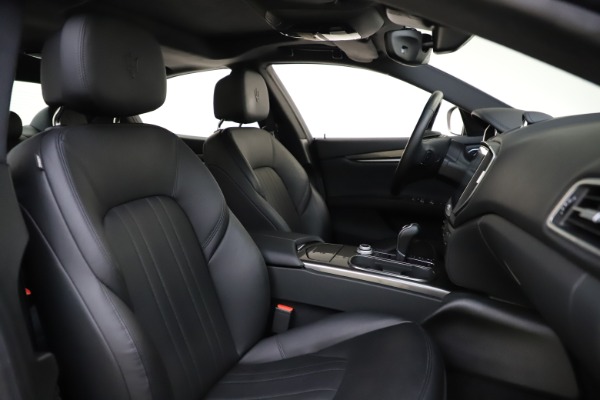 Used 2017 Maserati Ghibli S Q4 for sale $41,900 at Alfa Romeo of Westport in Westport CT 06880 22