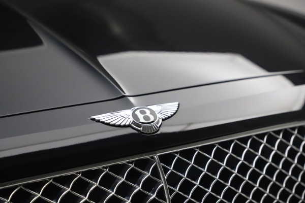 Used 2017 Bentley Bentayga W12 for sale $126,900 at Alfa Romeo of Westport in Westport CT 06880 15