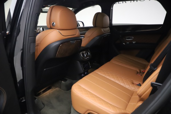 Used 2017 Bentley Bentayga W12 for sale $126,900 at Alfa Romeo of Westport in Westport CT 06880 22