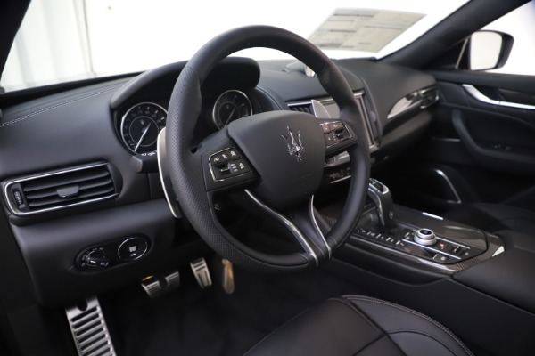 New 2021 Maserati Levante S Q4 GranSport for sale $107,135 at Alfa Romeo of Westport in Westport CT 06880 13
